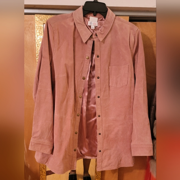 Pink Suede Women's Shacket - Picture 2 of 3